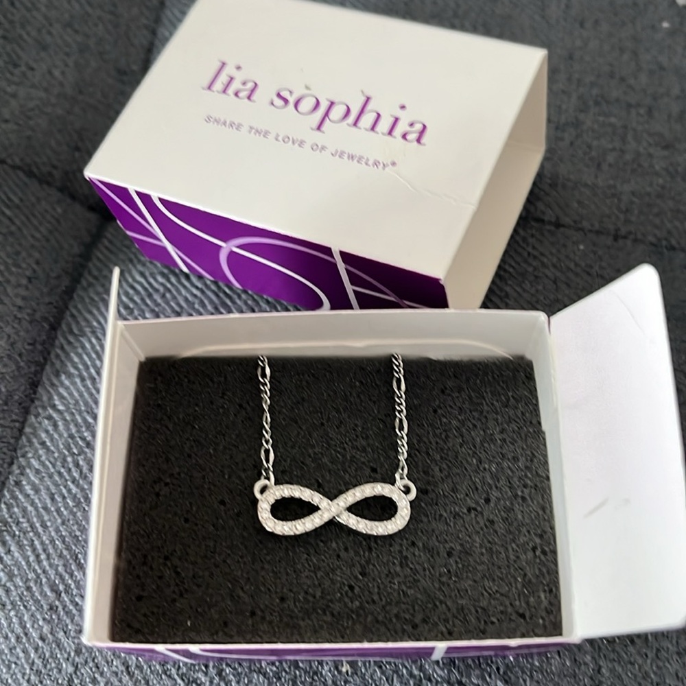 Lia Sophia infinity necklace